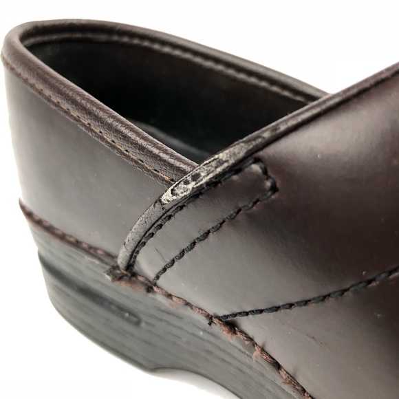 Dansko Brown Work Clogs Slip Resistant - Size 38 - Picture 5 of 7